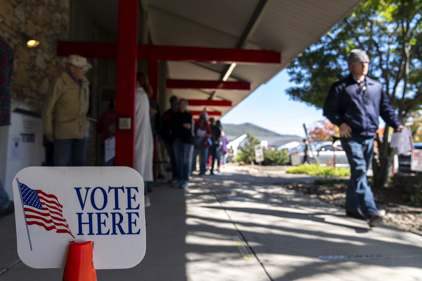 A hurricane's historic destruction hasn't stopped North Carolina election workers and voters | iNFOnews.ca A hurricane's historic destruction hasn't stopped North Carolina election workers and voters | iNFOnews.ca