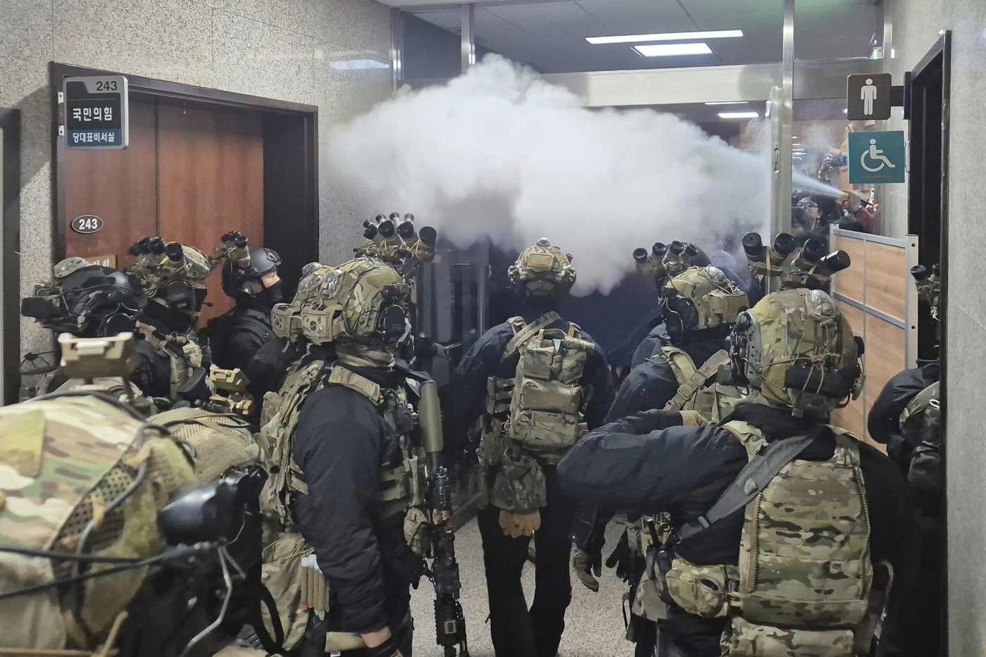 South Korea's opposition party urges Yoon to resign or face impeachment over martial law decree | iNFOnews.ca South Korea's opposition party urges Yoon to resign or face impeachment over martial law decree | iNFOnews.ca