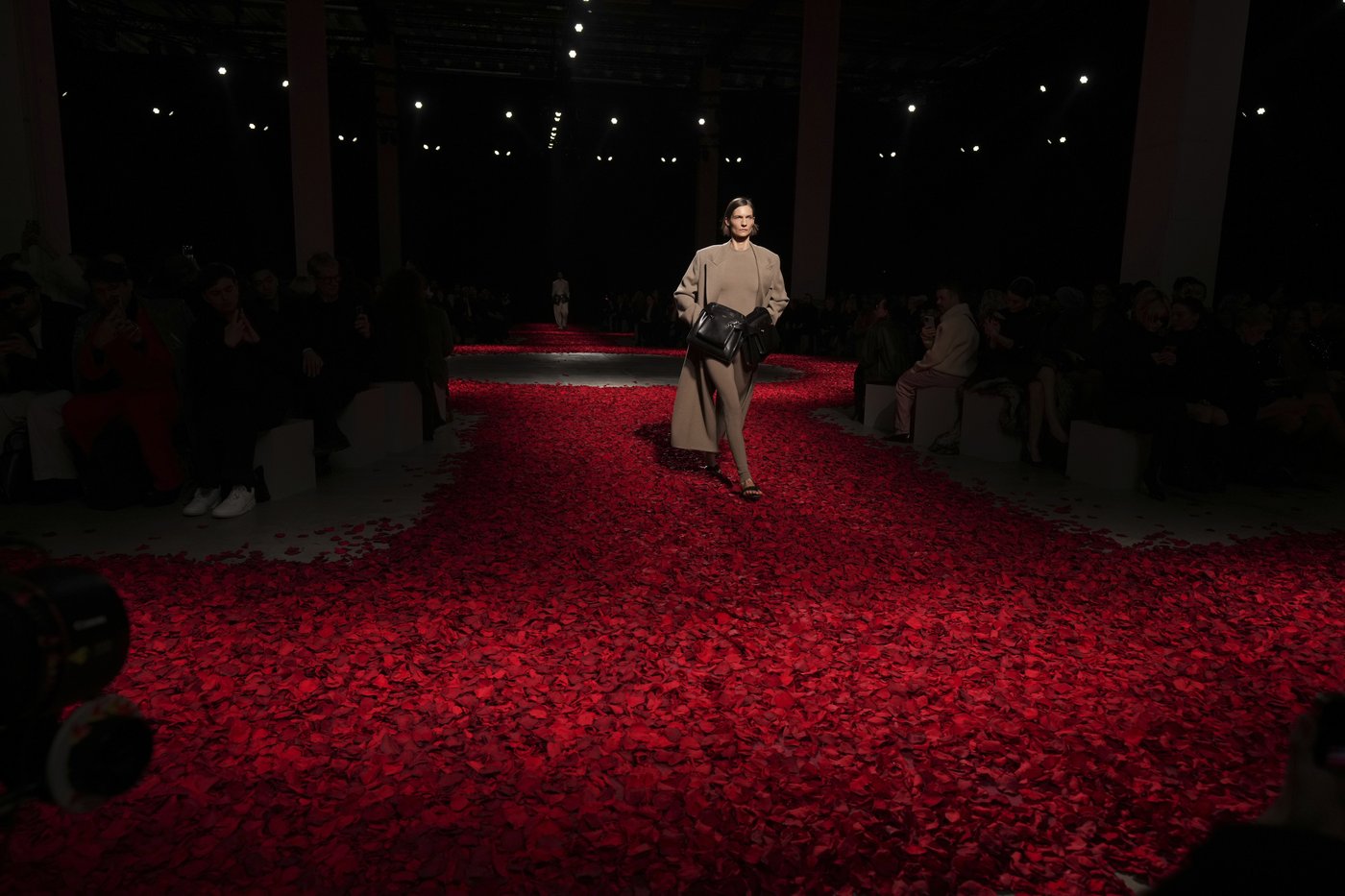Ferragamo pops red with a Milan collection inspired by the world of dance | iNFOnews.ca