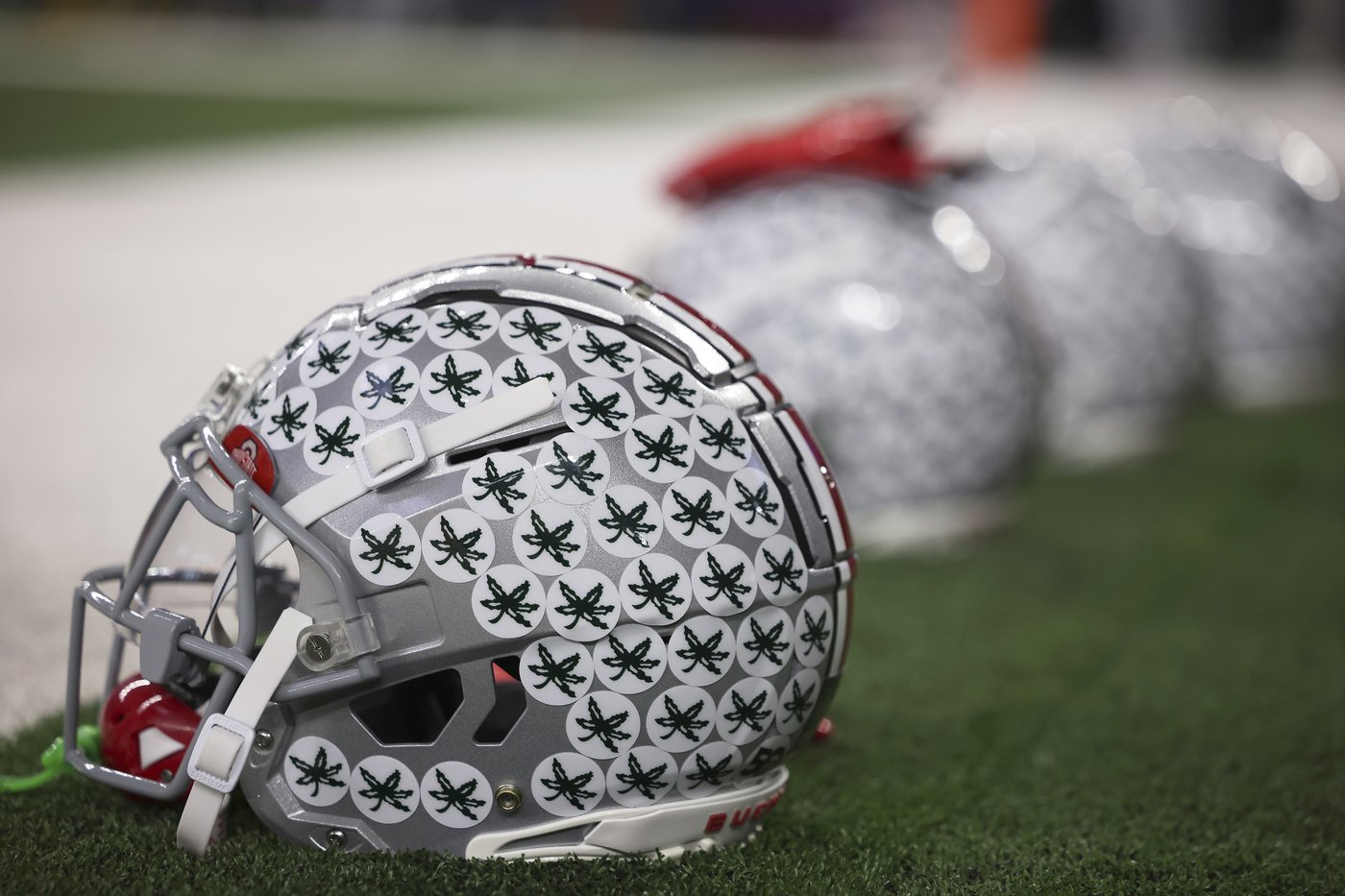 Ohio State walk-on Caden Davis, a social media content creator, is no longer on the team | iNFOnews.ca Ohio State walk-on Caden Davis, a social media content creator, is no longer on the team | iNFOnews.ca