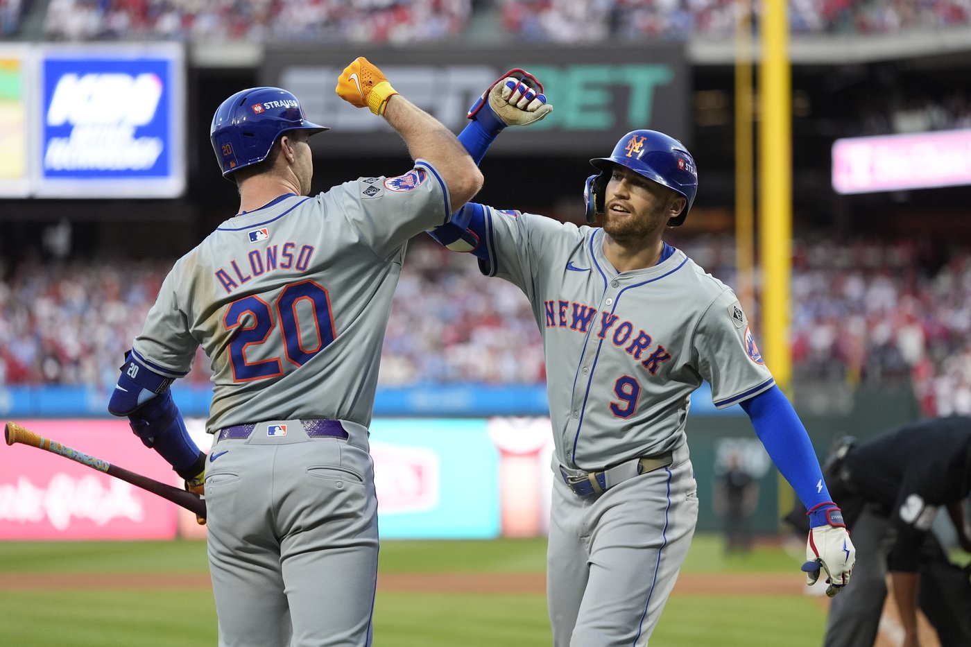 Pending free agent Pete Alonso extending his Mets tenure with every postseason homer | iNFOnews.ca Pending free agent Pete Alonso extending his Mets tenure with every postseason homer | iNFOnews.ca