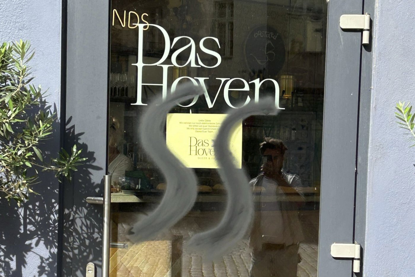 How an LGBTQ+ cafe's neon sign became a beacon for hate in Berlin | iNFOnews.ca