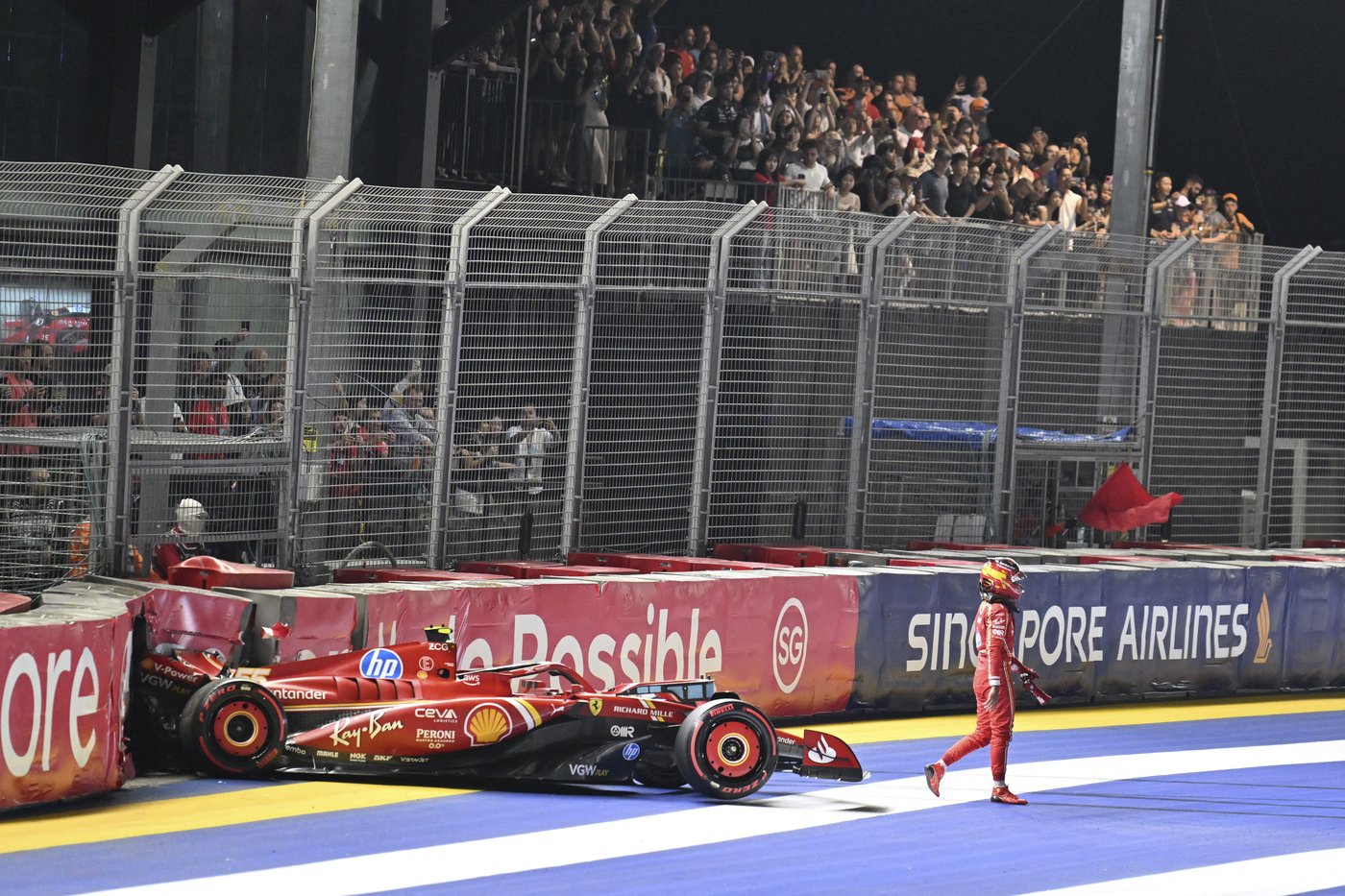 Norris beats Verstappen for pole position at F1's Singapore Grand Prix | iNFOnews.ca