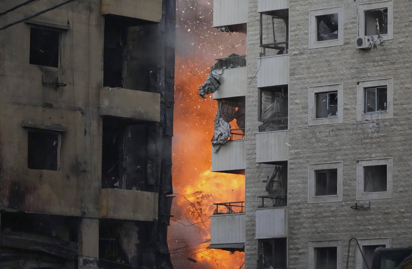 Israeli jets strike Beirut's southern suburbs for the third time since a ceasefire began | iNFOnews.ca Israeli jets strike Beirut's southern suburbs for the third time since a ceasefire began | iNFOnews.ca
