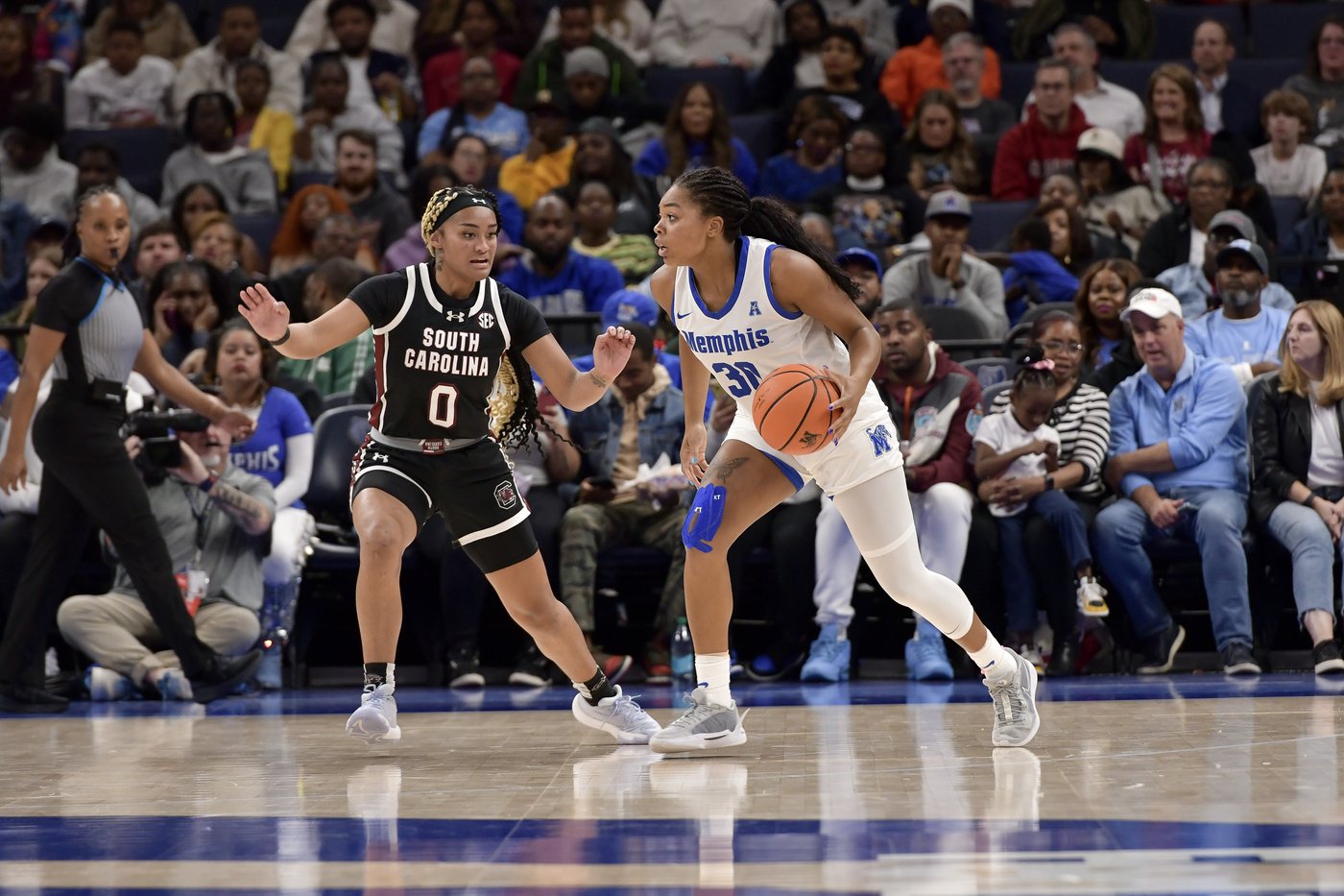 No. 1 South Carolina says blend, chemistry is just as strong in the chase for another title | iNFOnews.ca