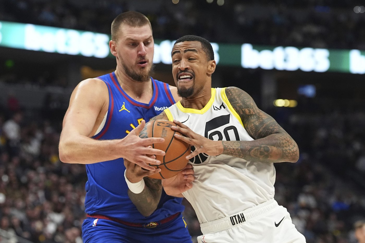 Nikola Jokic scores team-high 27 points, leading the Nuggets past the Jazz 129-103 | iNFOnews.ca Nikola Jokic scores team-high 27 points, leading the Nuggets past the Jazz 129-103 | iNFOnews.ca