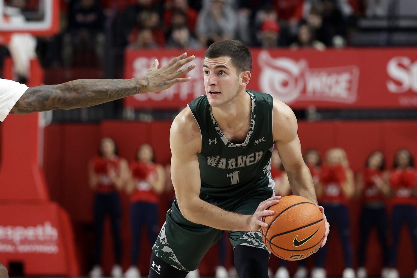 No. 22 St. John's beats Wagner 66-45 for 1st win as a ranked team in nearly 10 years | iNFOnews.ca