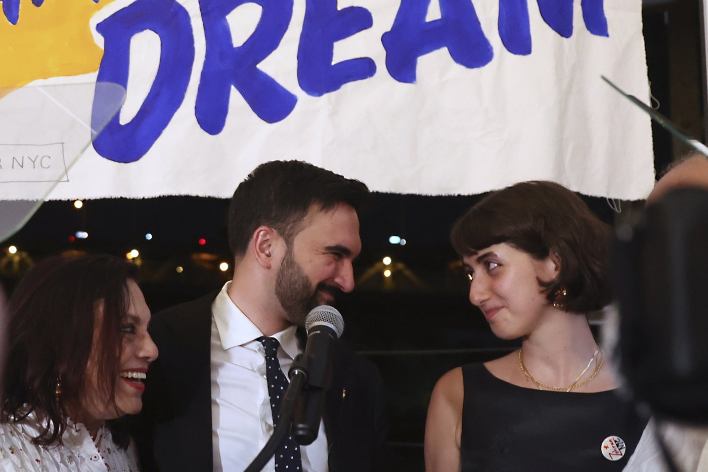 Zohran Mamdani's wife Rama Duwaji is an animator, illustrator and ceramicist. And they met on Hinge | iNFOnews.ca