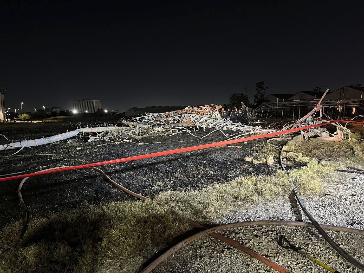 Helicopter pilot was talking with air traffic controller at the time of fatal Houston crash | iNFOnews.ca Helicopter pilot was talking with air traffic controller at the time of fatal Houston crash | iNFOnews.ca