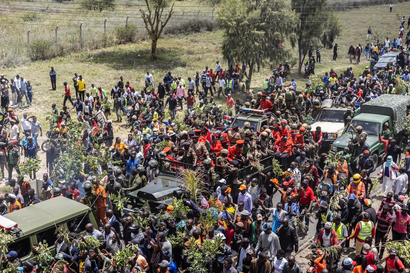 Kenya police fire at mourners and 2 die as violence erupts at viewing of body of ex-Premier Odinga | iNFOnews.ca Kenya police fire at mourners and 2 die as violence erupts at viewing of body of ex-Premier Odinga | iNFOnews.ca
