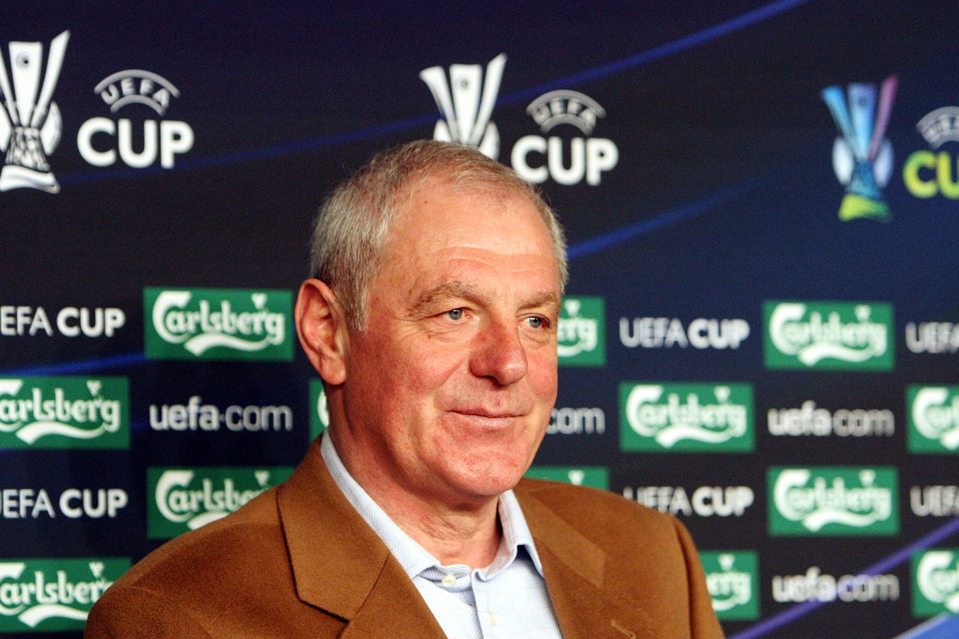 Scottish soccer club Rangers condemns fire damage to statue of storied former coach Walter Smith | iNFOnews.ca