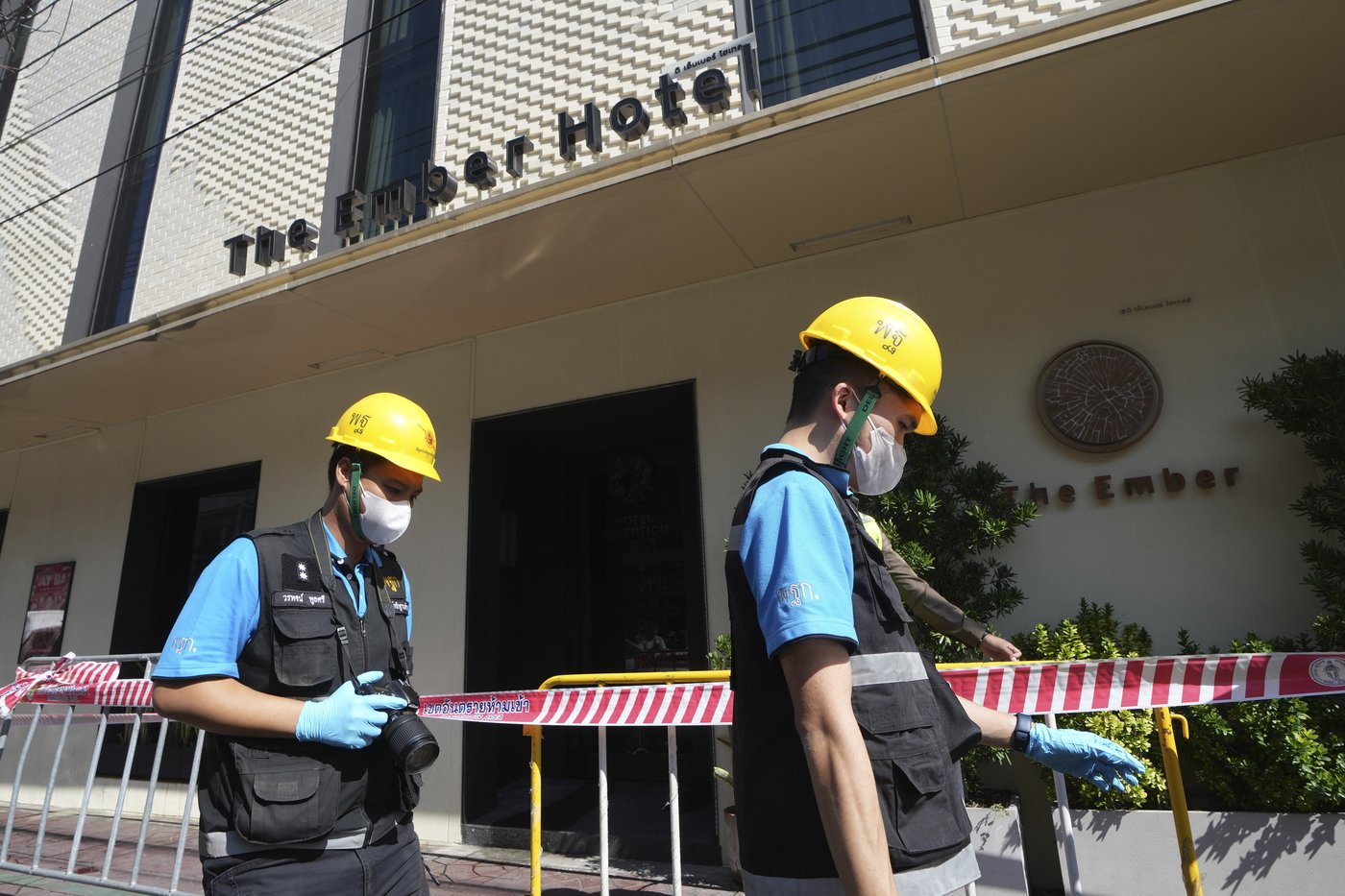 Hotel fire in popular Bangkok tourist area kills 3 foreigners | iNFOnews.ca Hotel fire in popular Bangkok tourist area kills 3 foreigners | iNFOnews.ca