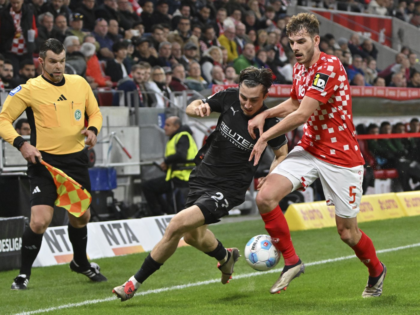 Mainz's sorry home form continues after draw with Borussia Moenchengladbach | iNFOnews.ca Mainz's sorry home form continues after draw with Borussia Moenchengladbach | iNFOnews.ca