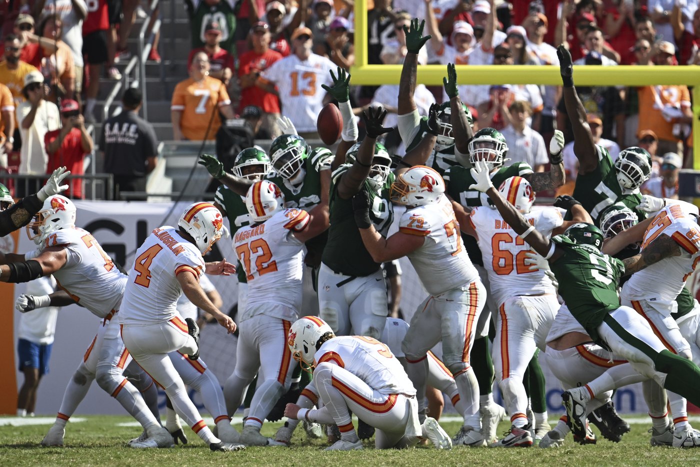 Jets come close again, but fall to 0-3 after allowing a field goal as time expires in loss to Bucs | iNFOnews.ca Jets come close again, but fall to 0-3 after allowing a field goal as time expires in loss to Bucs | iNFOnews.ca