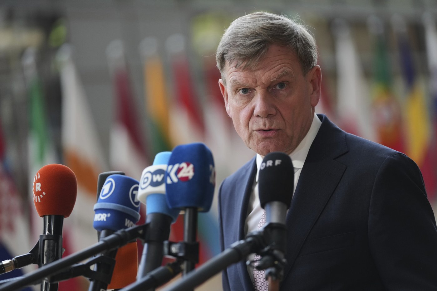 With little progress after phone calls and talks, Ukraine's allies hit Russia with new sanctions | iNFOnews.ca