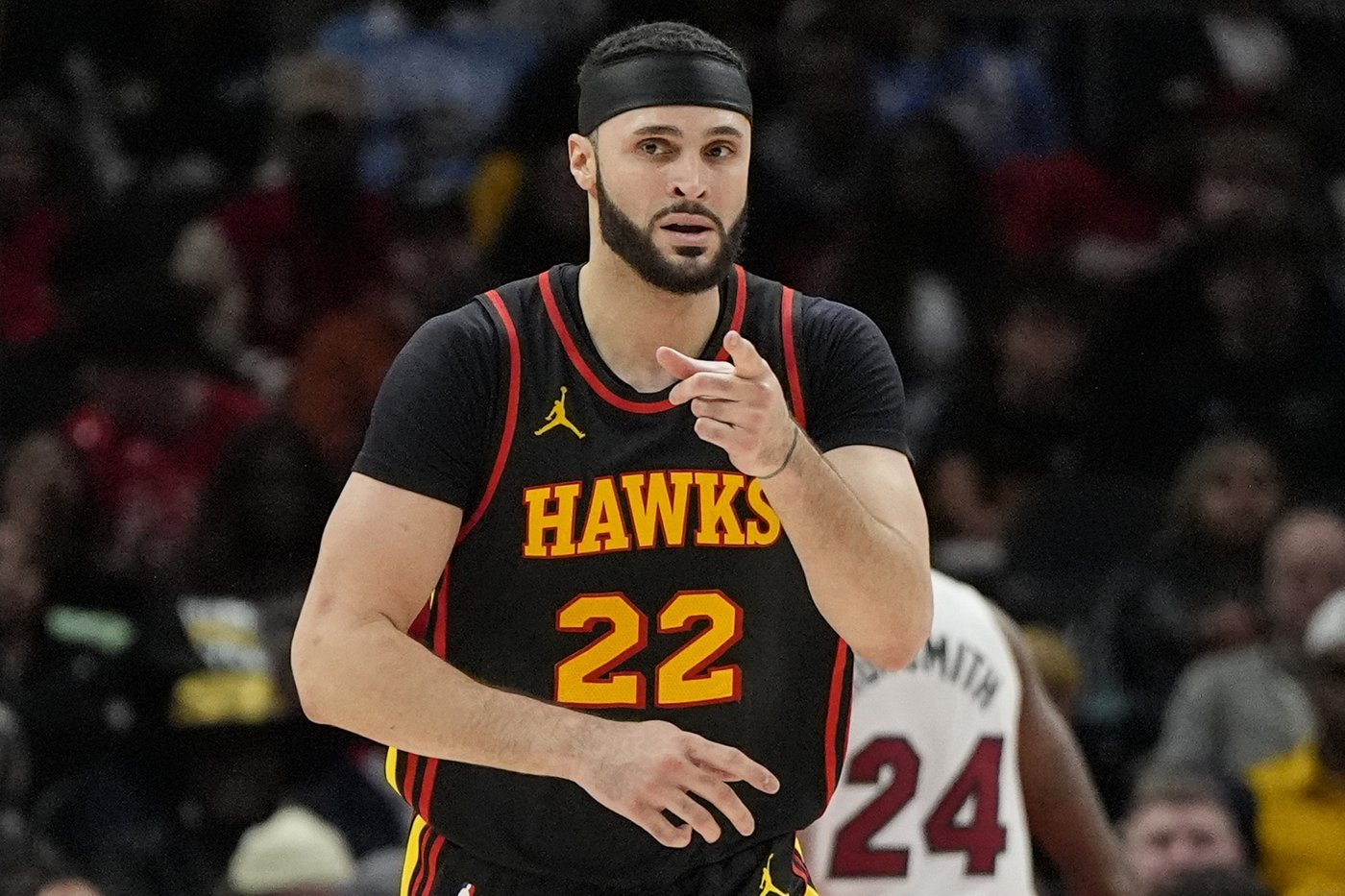 Hawks F Larry Nance Jr. to have surgery for broken bone in right hand | iNFOnews.ca Hawks F Larry Nance Jr. to have surgery for broken bone in right hand | iNFOnews.ca
