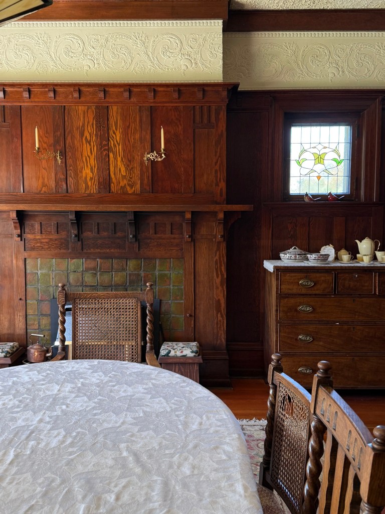 iN PHOTOS: A peek inside the historical Mackie Lake House in Coldstream | iNhome iN PHOTOS: A peek inside the historical Mackie Lake House in Coldstream | iNhome