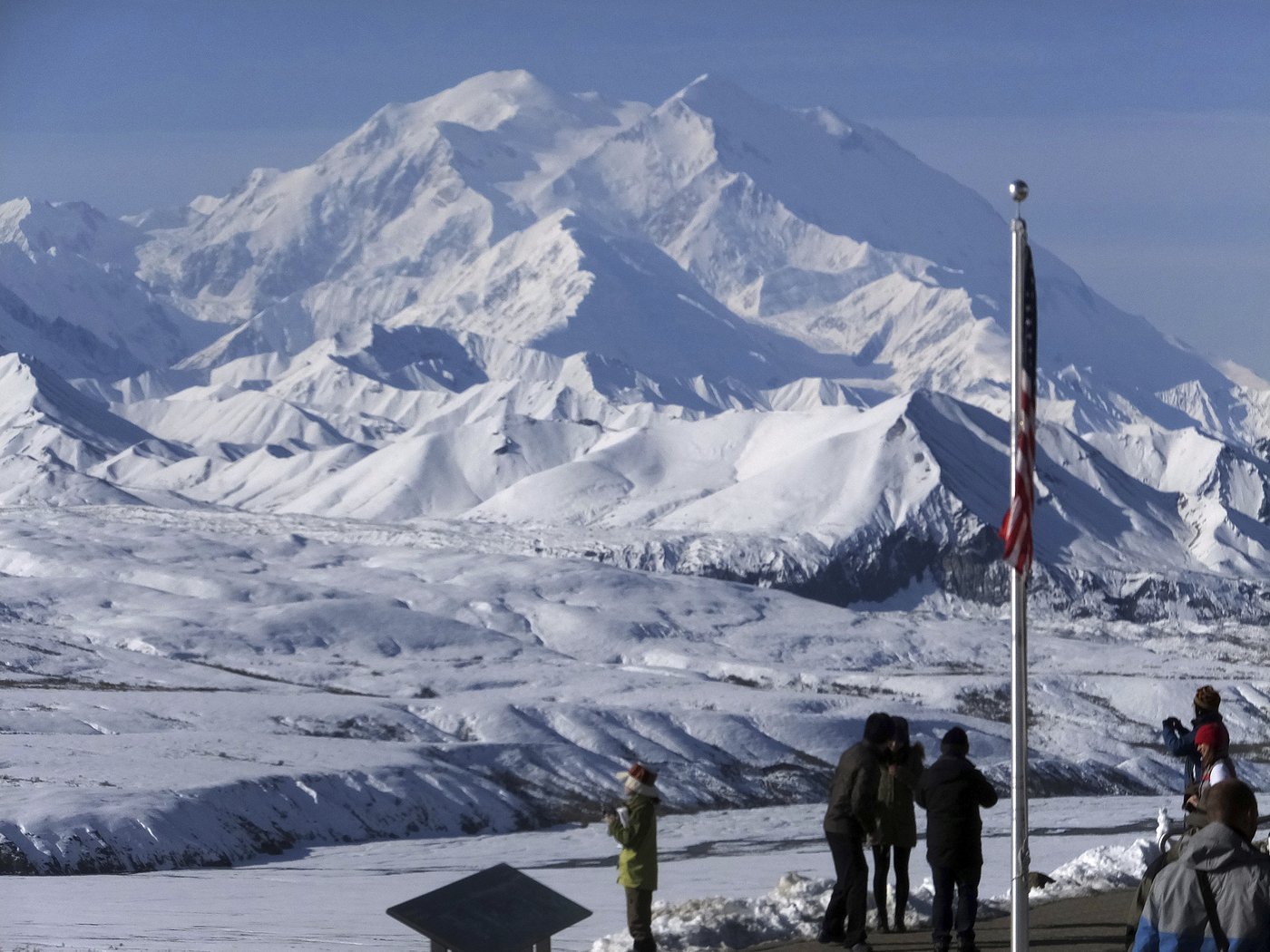 Alaska House members urge Trump to keep the name of North America's tallest peak as Denali | iNFOnews.ca