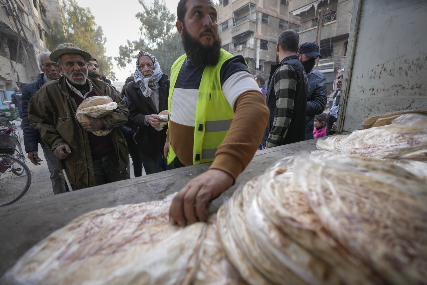Palestinian refugees return to Yarmouk amid questions about their place in the new Syria | iNFOnews.ca Palestinian refugees return to Yarmouk amid questions about their place in the new Syria | iNFOnews.ca