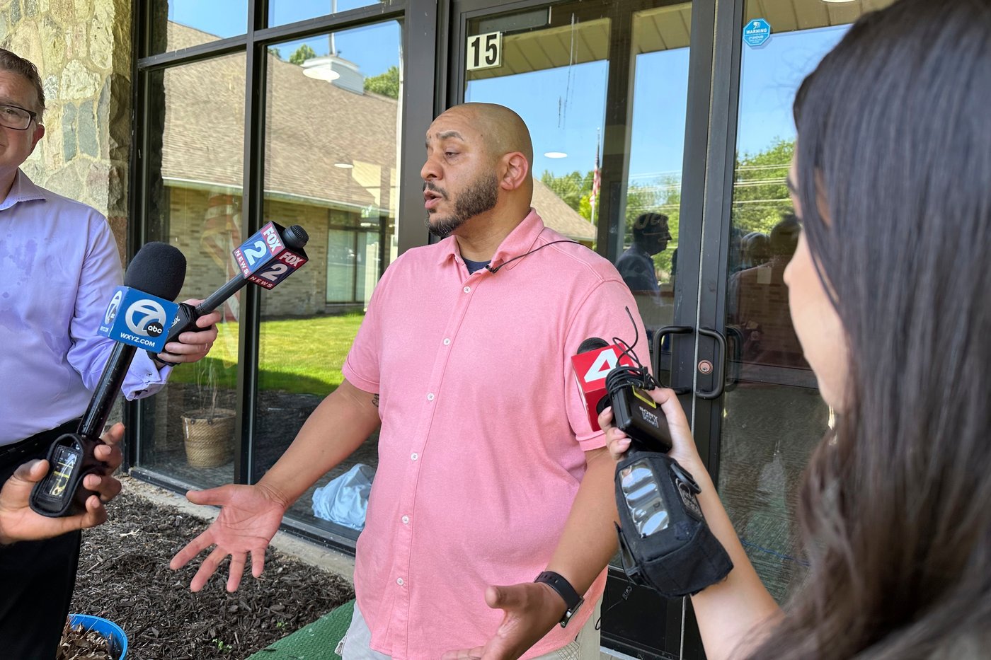 A pastor says God and a heroic security team prevented a mass shooting at his Detroit-area church | iNFOnews.ca A pastor says God and a heroic security team prevented a mass shooting at his Detroit-area church | iNFOnews.ca