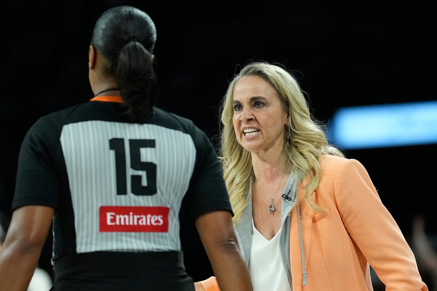 Aces coach Becky Hammon slams officiating after physical Game 2 win over Fever | iNFOnews.ca