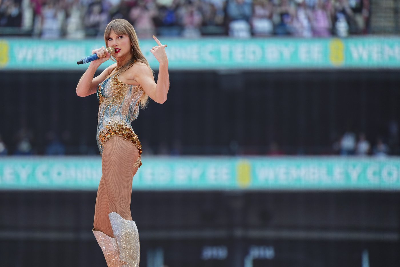 How to spot a Taylor Swift ticket scam as fraud reports skyrocket | iNFOnews.ca How to spot a Taylor Swift ticket scam as fraud reports skyrocket | iNFOnews.ca