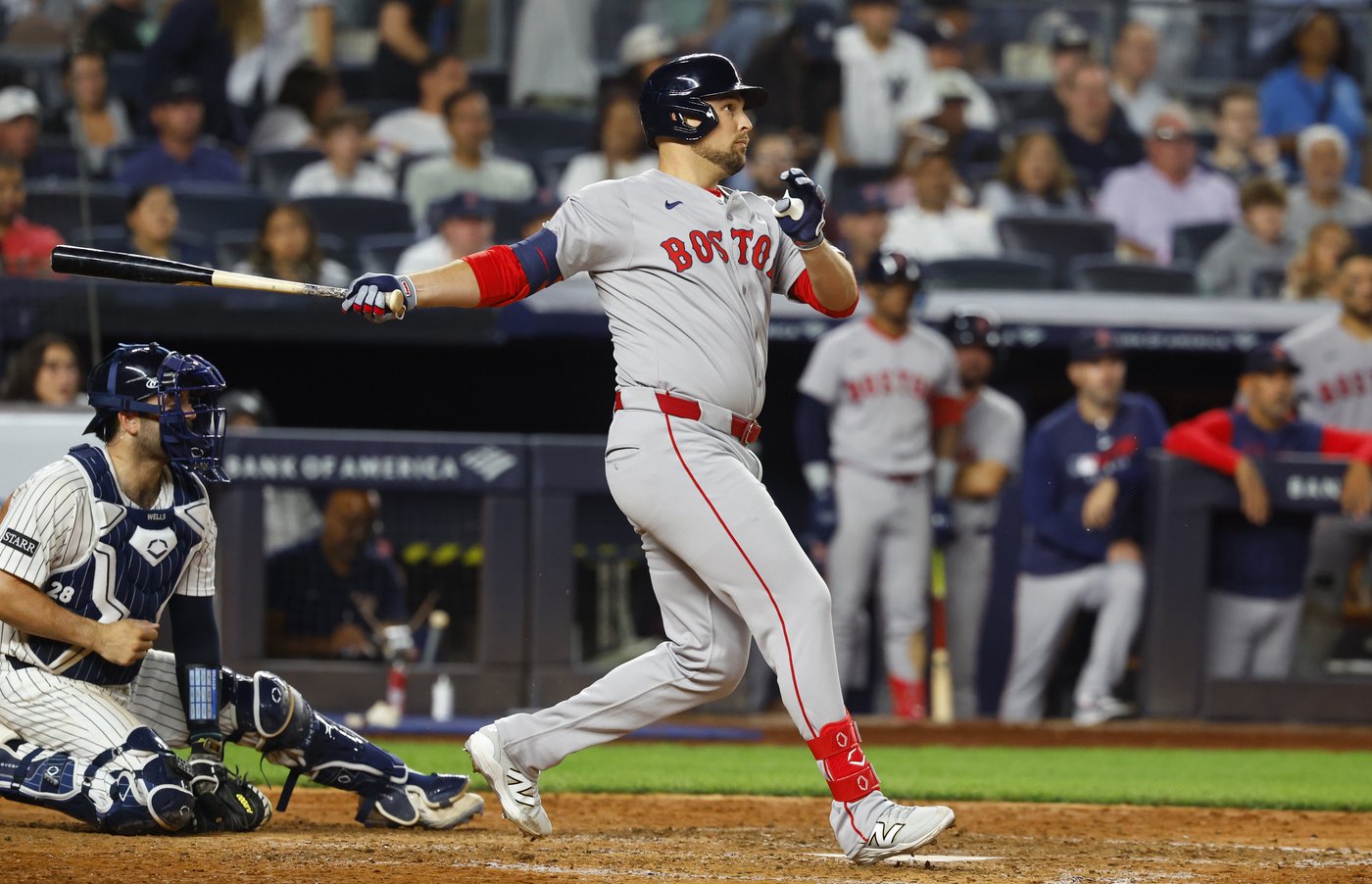 Red Sox place Nathaniel Lowe on paternity list and activate Rob Refsnyder | iNFOnews.ca