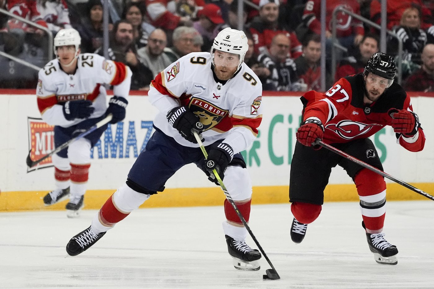 Bennett, Marchand put rivalry aside for Canada ahead of U.S. matchup at 4 Nations | iNFOnews.ca Bennett, Marchand put rivalry aside for Canada ahead of U.S. matchup at 4 Nations | iNFOnews.ca