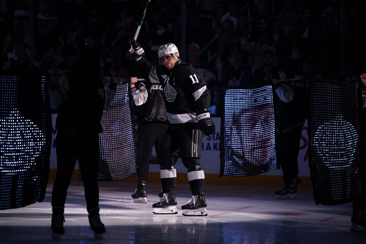 The LA Kings say captain Anze Kopitar is week to week with a foot injury | iNFOnews.ca The LA Kings say captain Anze Kopitar is week to week with a foot injury | iNFOnews.ca