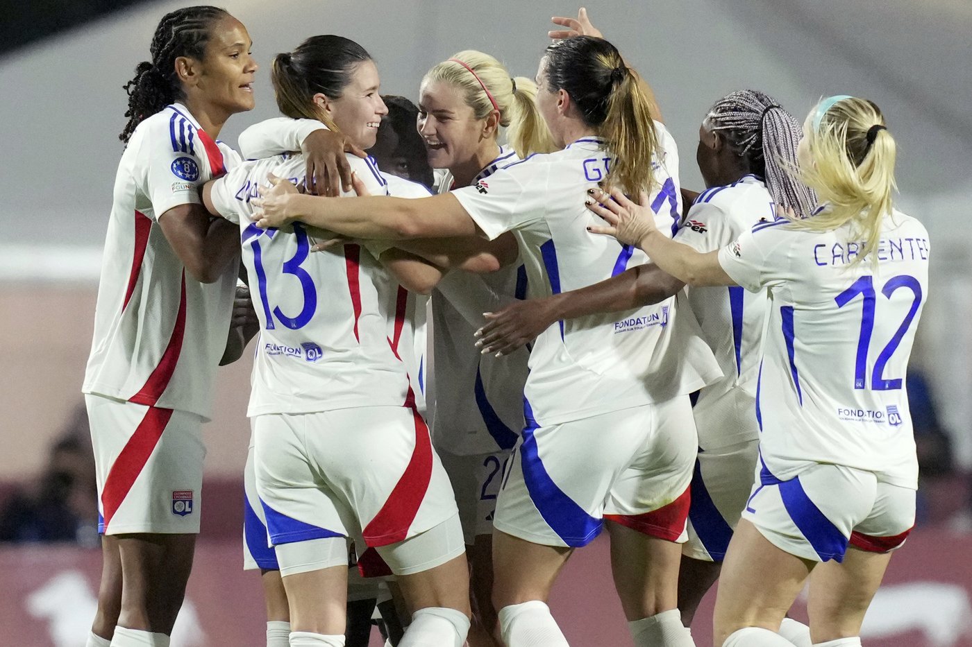 Lyon and Chelsea take clear leads in Women's Champions League groups. Madrid, Wolfsburg also win | iNFOnews.ca Lyon and Chelsea take clear leads in Women's Champions League groups. Madrid, Wolfsburg also win | iNFOnews.ca