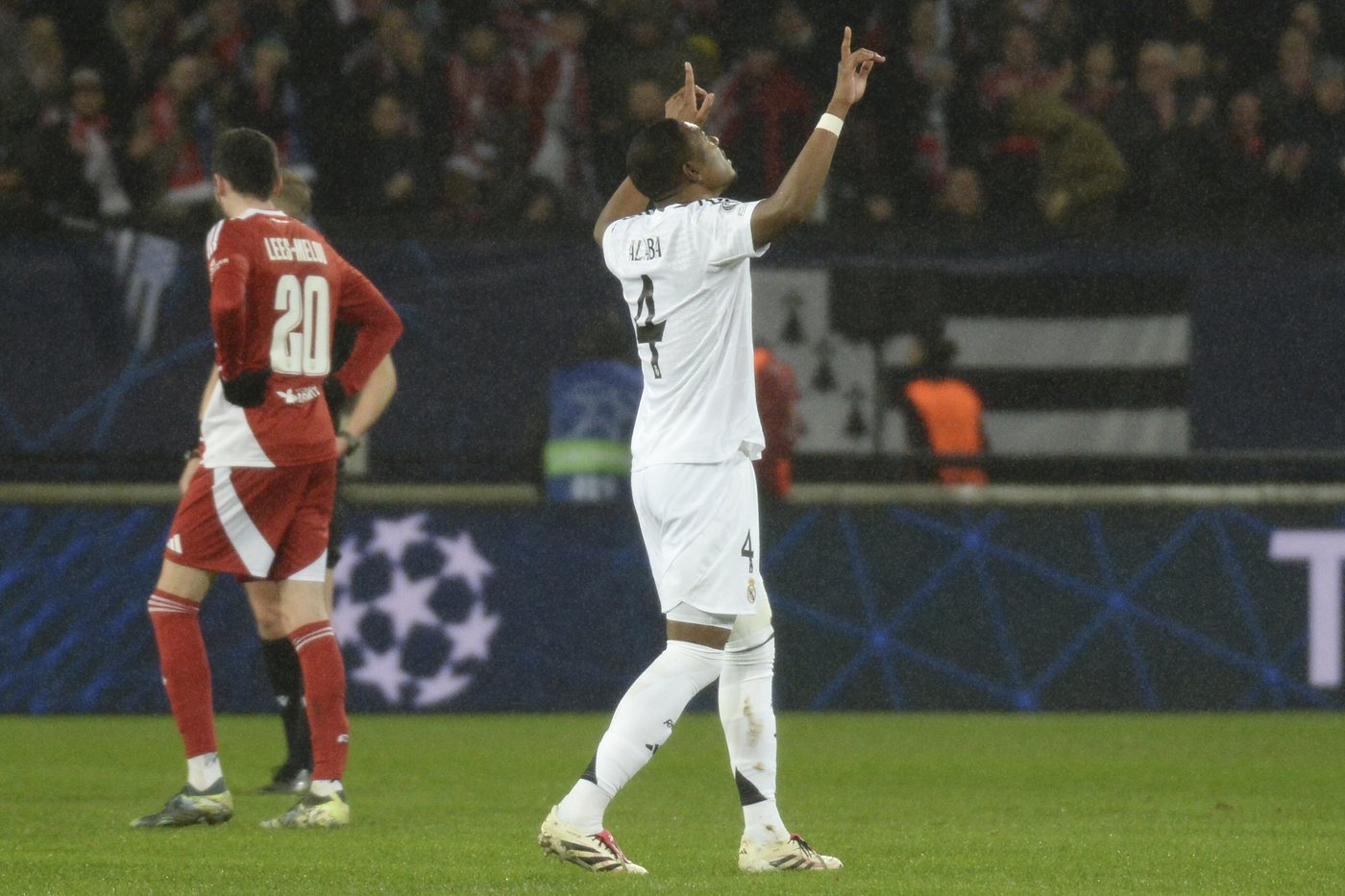 Real Madrid's woes on defense compounded by new Alaba injury | iNFOnews.ca Real Madrid's woes on defense compounded by new Alaba injury | iNFOnews.ca