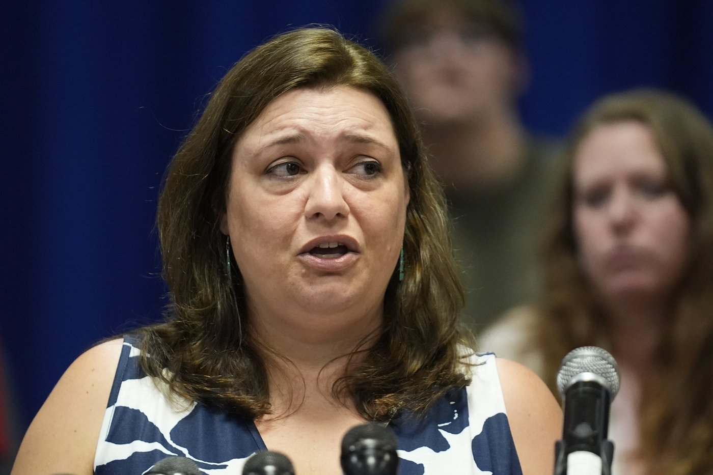 Survivors of Maine mass shooting and victims' relatives sue US government alleging negligence | iNFOnews.ca