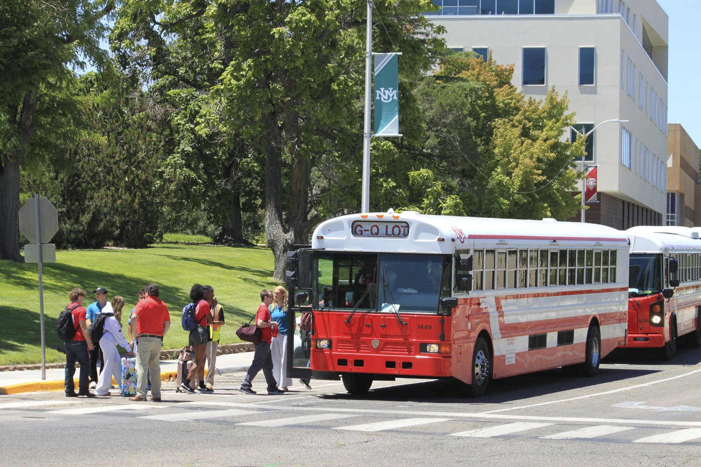 Suspect arrested after University of New Mexico dorm shooting leaves 1 dead | iNFOnews.ca Suspect arrested after University of New Mexico dorm shooting leaves 1 dead | iNFOnews.ca