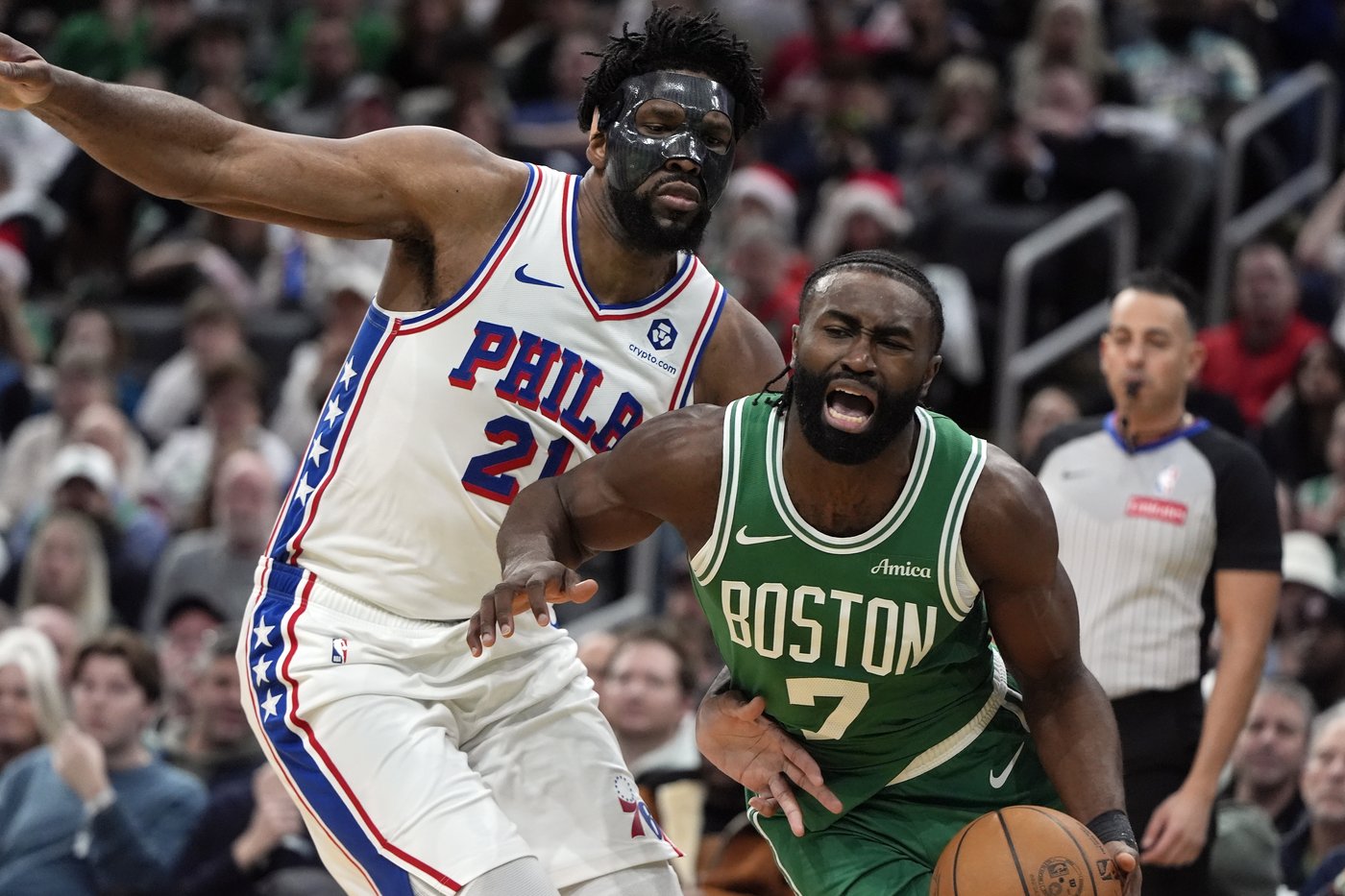 Embiid shakes off pregame fall, leads Sixers to 118-114 win over Celtics | iNFOnews.ca Embiid shakes off pregame fall, leads Sixers to 118-114 win over Celtics | iNFOnews.ca