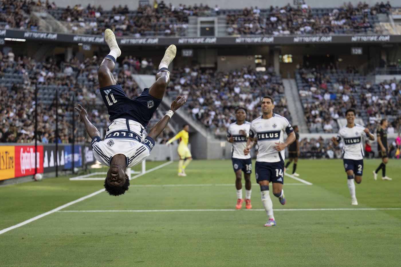 LAFC loses Giroud's farewell match, falling 1-0 to visiting Vancouver Whitecaps | iNFOnews.ca LAFC loses Giroud's farewell match, falling 1-0 to visiting Vancouver Whitecaps | iNFOnews.ca
