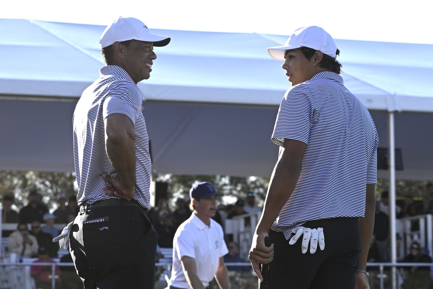 Tiger Woods and son Charlie share the lead at PNC Championship in Orlando | iNFOnews.ca Tiger Woods and son Charlie share the lead at PNC Championship in Orlando | iNFOnews.ca