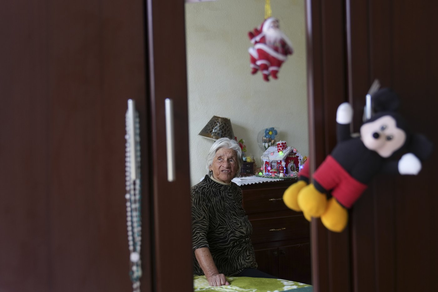 As Christmas nears, Ecuador's homes get a break from power cuts but companies still face rationing | iNFOnews.ca As Christmas nears, Ecuador's homes get a break from power cuts but companies still face rationing | iNFOnews.ca