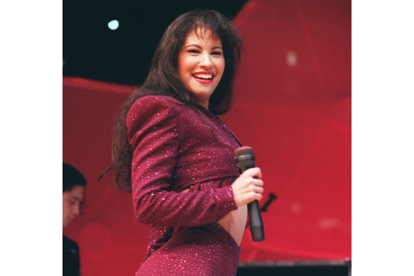 Grammy Museum announces Selena exhibit with items displayed outside of Texas for the first time | iNFOnews.ca