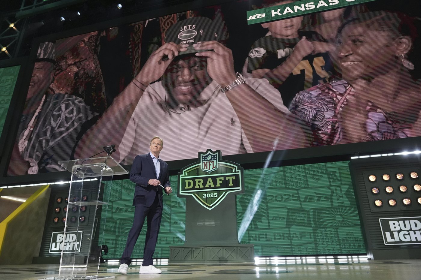 Jets select Missouri offensive tackle Armand Membou with the No. 7 overall pick in NFL draft | iNFOnews.ca Jets select Missouri offensive tackle Armand Membou with the No. 7 overall pick in NFL draft | iNFOnews.ca