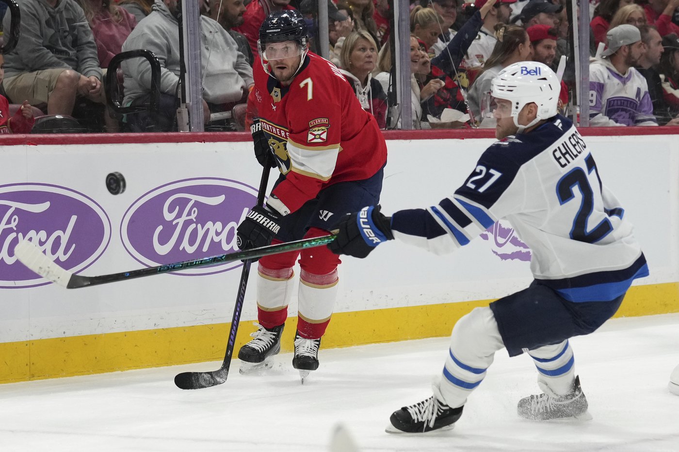 Bobrovsky gets shutout, Panthers roll past NHL-leading Jets 5-0 to snap 2-game slide | iNFOnews.ca Bobrovsky gets shutout, Panthers roll past NHL-leading Jets 5-0 to snap 2-game slide | iNFOnews.ca