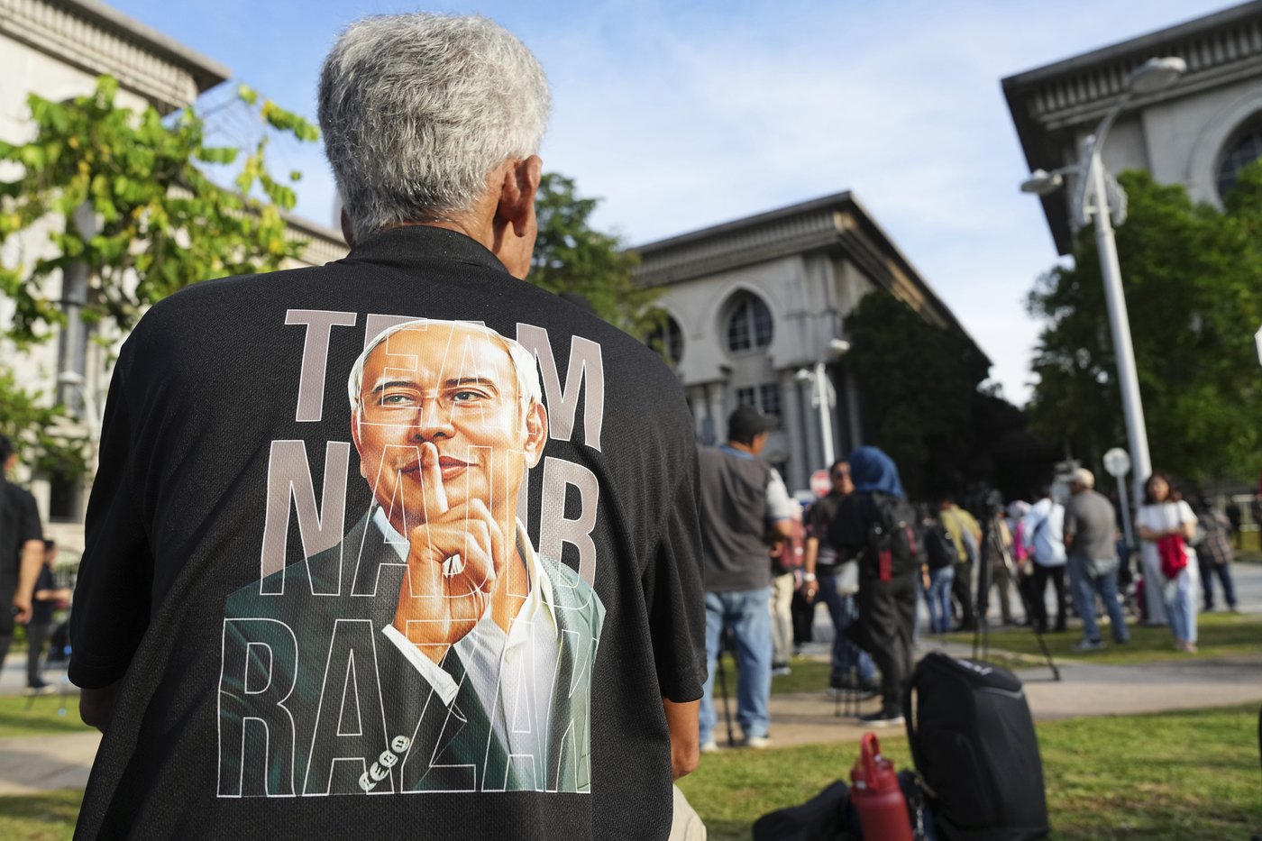Malaysia's jailed ex-leader Najib wins appeal to pursue bid to serve corruption sentence at home | iNFOnews.ca Malaysia's jailed ex-leader Najib wins appeal to pursue bid to serve corruption sentence at home | iNFOnews.ca