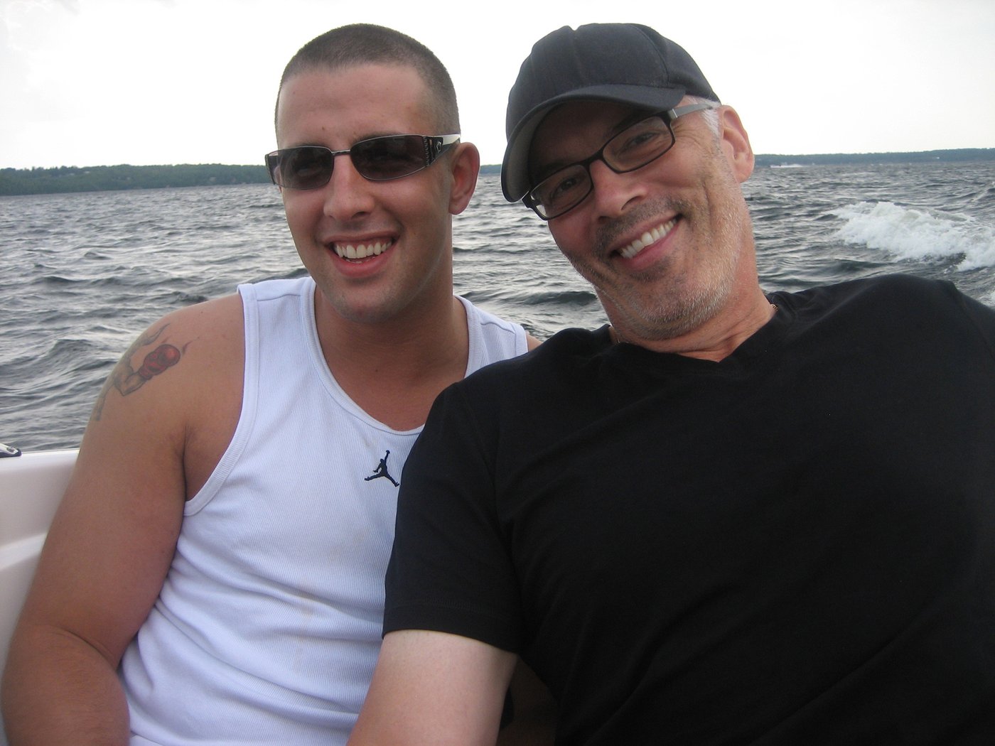 HNIC broadcaster Scott Oake tells story of addiction, loss and hope in new book | iNFOnews.ca HNIC broadcaster Scott Oake tells story of addiction, loss and hope in new book | iNFOnews.ca