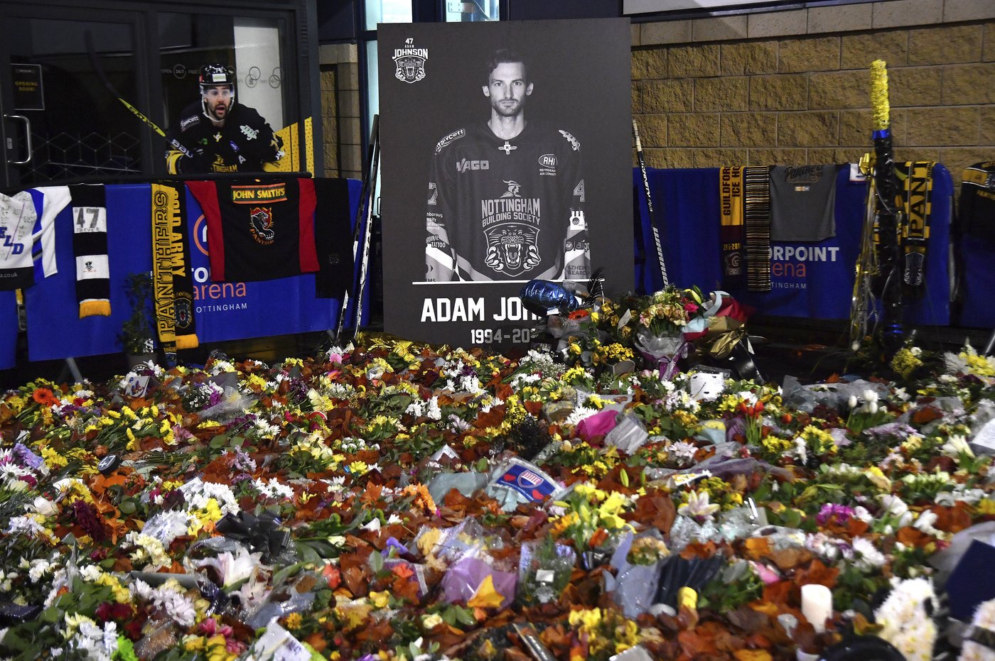Man arrested following death of ice hockey player Adam Johnson won't face charges | iNFOnews.ca Man arrested following death of ice hockey player Adam Johnson won't face charges | iNFOnews.ca