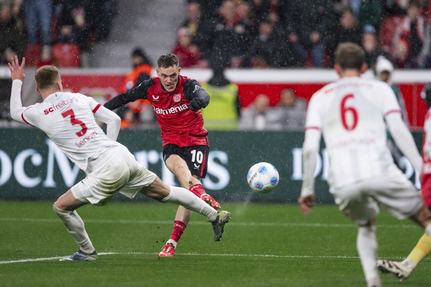 Wirtz, Schick star for Leverkusen in rout of Freiburg and keep pressure on Bayern | iNFOnews.ca Wirtz, Schick star for Leverkusen in rout of Freiburg and keep pressure on Bayern | iNFOnews.ca