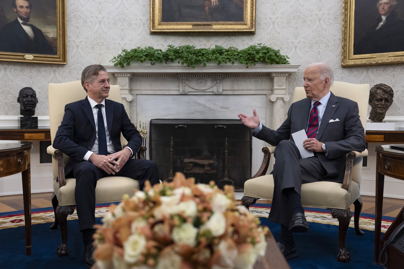 Biden heaps praise on Slovenia PM for aiding release of Americans in major US-Russia prisoner swap | iNFOnews.ca