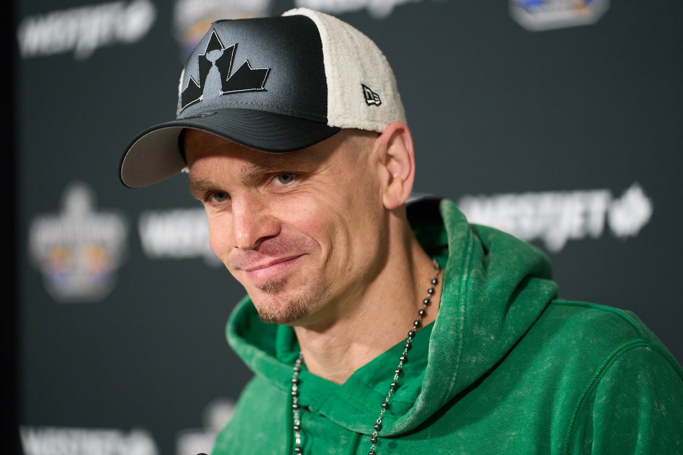 Veteran Roughriders quarterback Harris looking for first Grey Cup win as a starter | iNFOnews.ca Veteran Roughriders quarterback Harris looking for first Grey Cup win as a starter | iNFOnews.ca