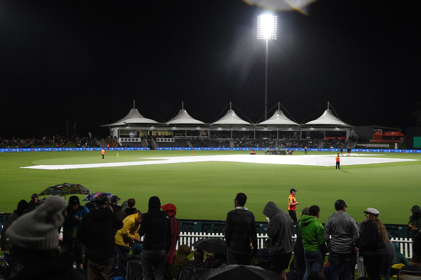 Rain washes out the 1st T20 international between New Zealand and England | iNFOnews.ca Rain washes out the 1st T20 international between New Zealand and England | iNFOnews.ca