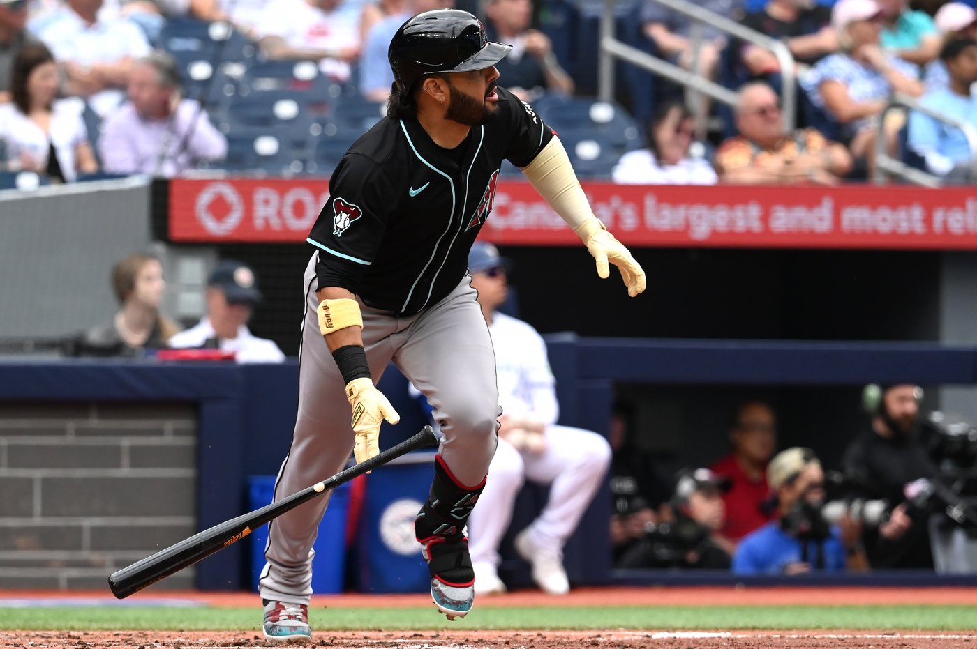 Suarez, Smith send Diamondbacks soaring past Blue Jays in series finale | iNFOnews.ca