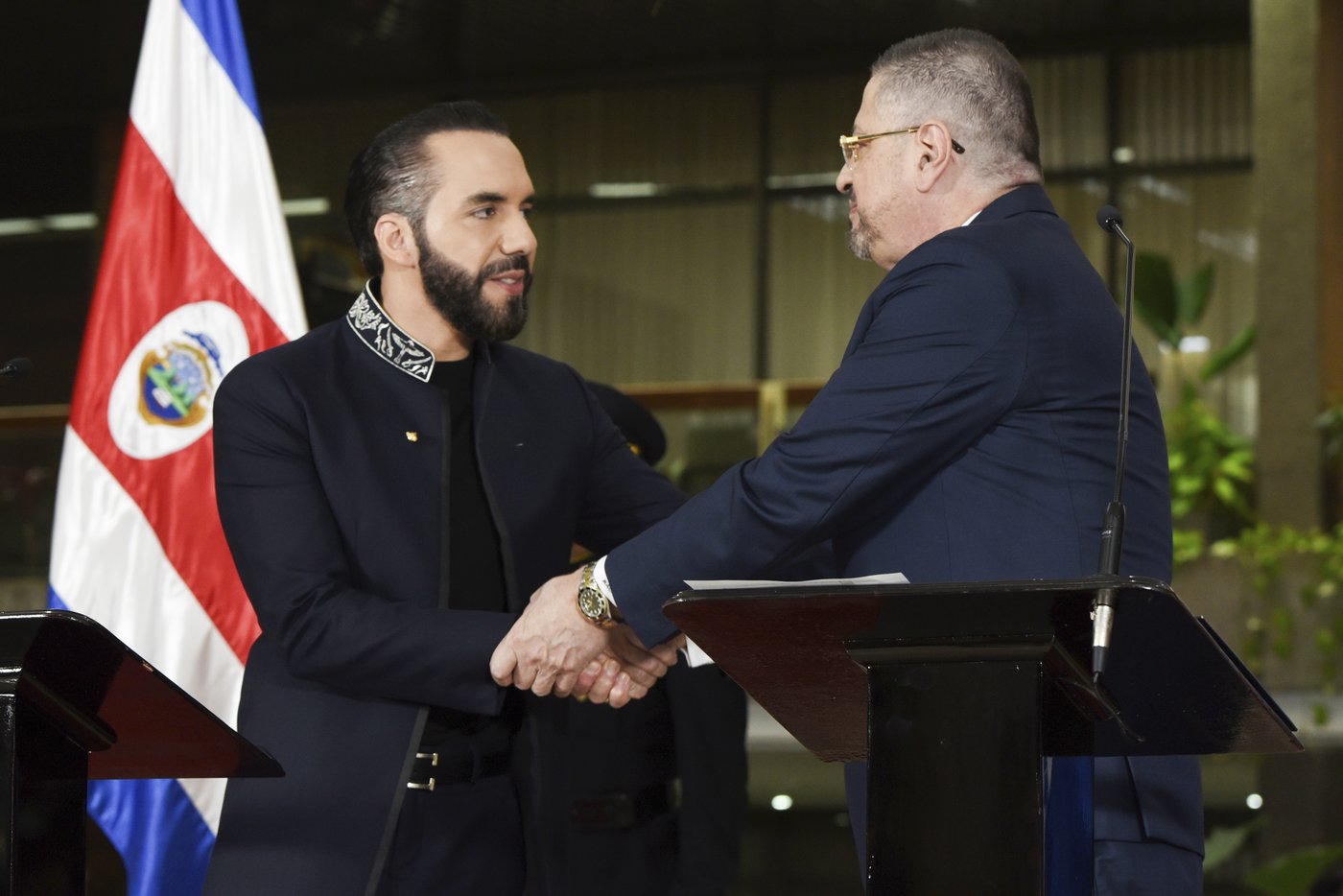 Costa Rica bestows highest diplomatic honor on El Salvador President Bukele for security gains | iNFOnews.ca Costa Rica bestows highest diplomatic honor on El Salvador President Bukele for security gains | iNFOnews.ca
