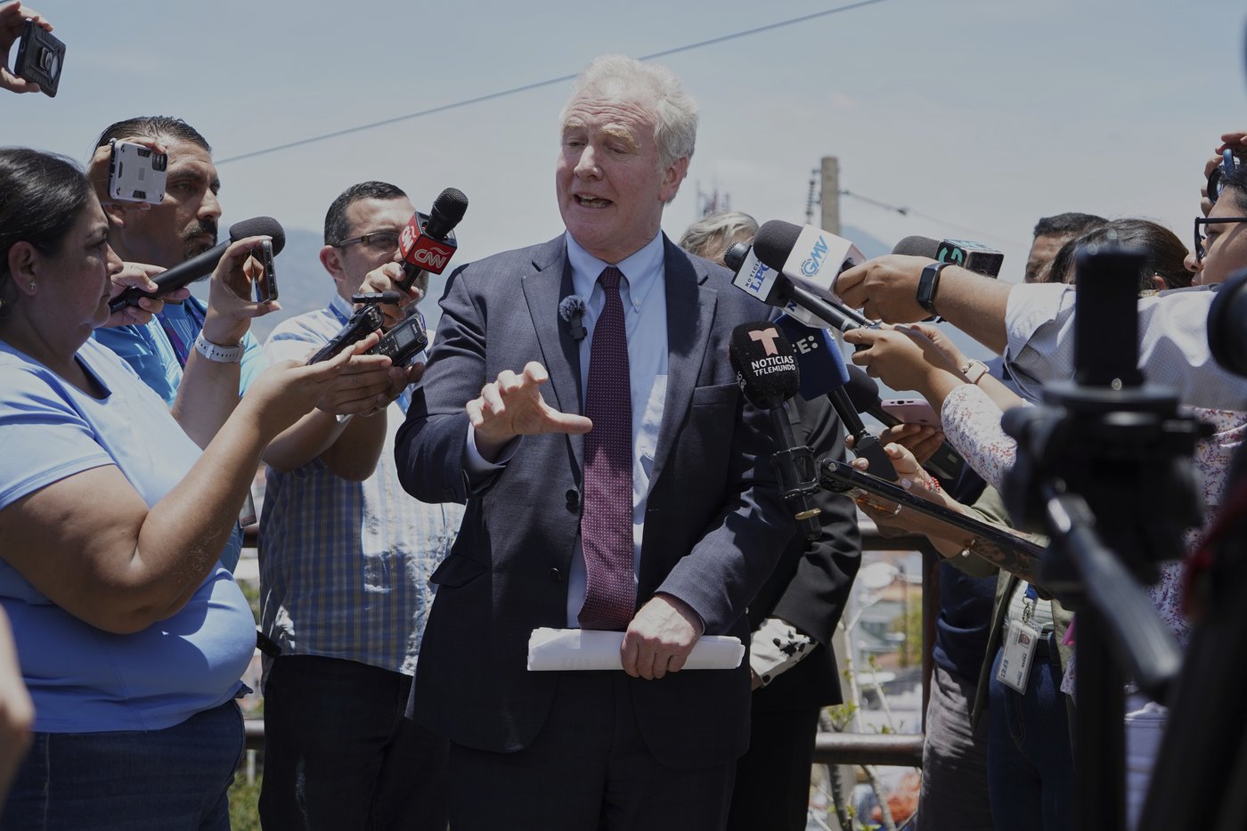 Anti-Trump resistance sees another leader in Van Hollen as Democrats' leadership carousel turns | iNFOnews.ca Anti-Trump resistance sees another leader in Van Hollen as Democrats' leadership carousel turns | iNFOnews.ca